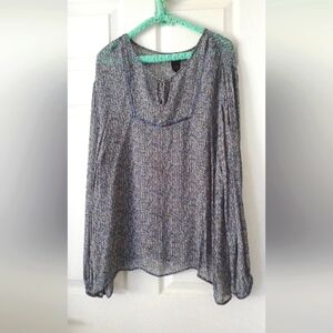 Beautiful Venzia top